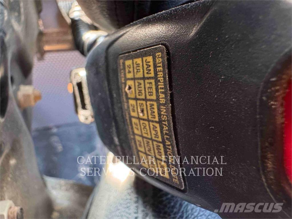 CAT D6K2LGP 크롤러 도저