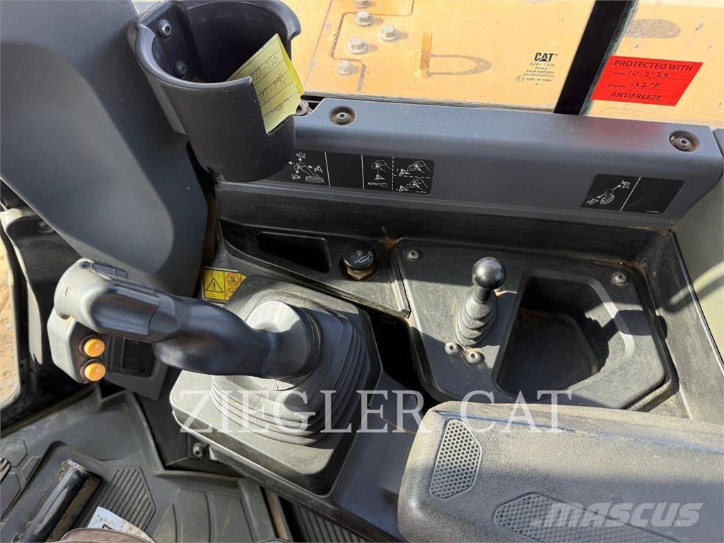 CAT D6LGP 크롤러 도저