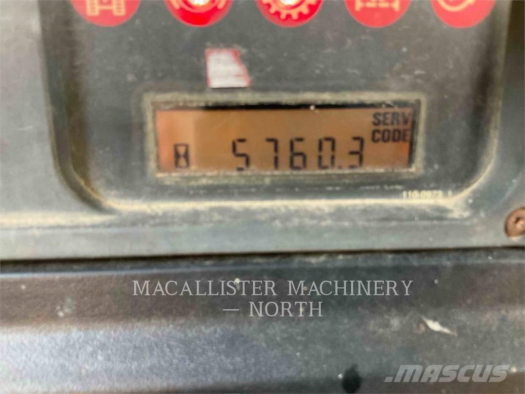 CAT D6ML 크롤러 도저