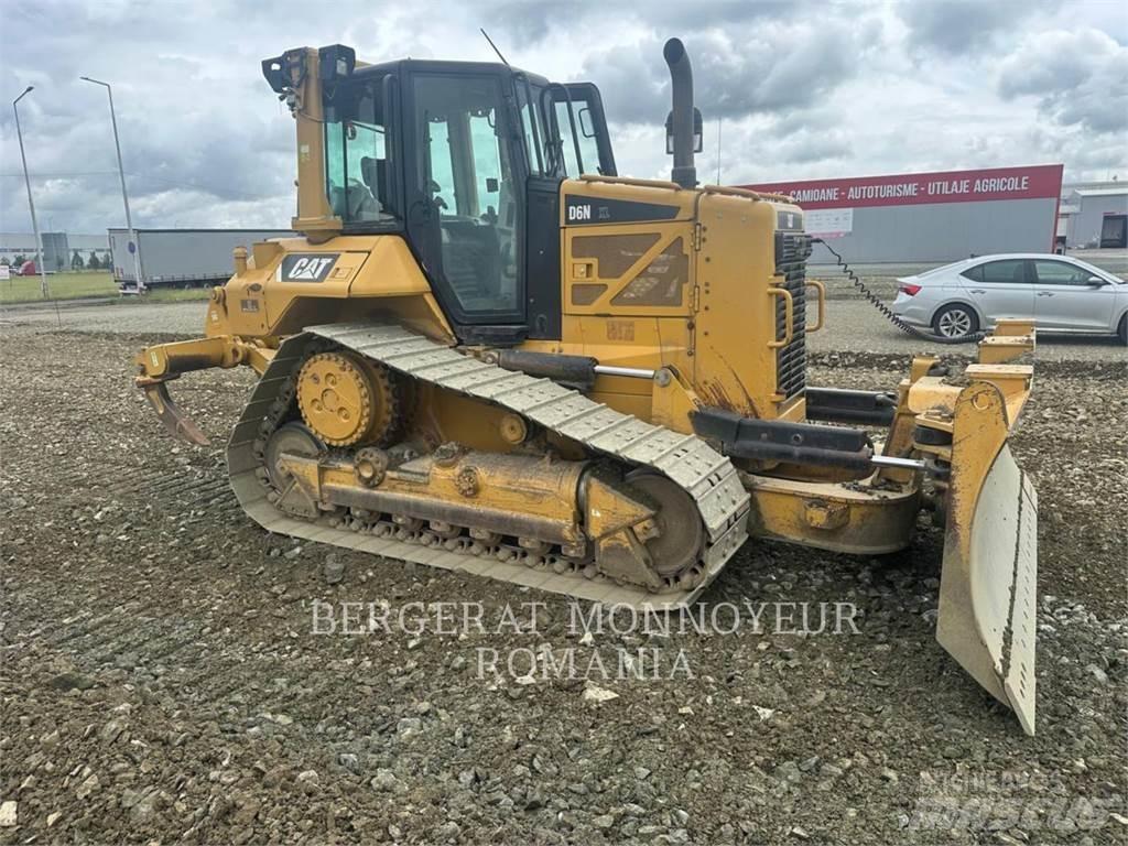 CAT D6NXL 크롤러 도저