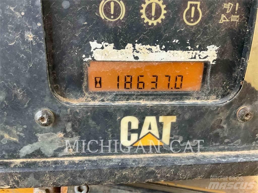 CAT D6RL 크롤러 도저