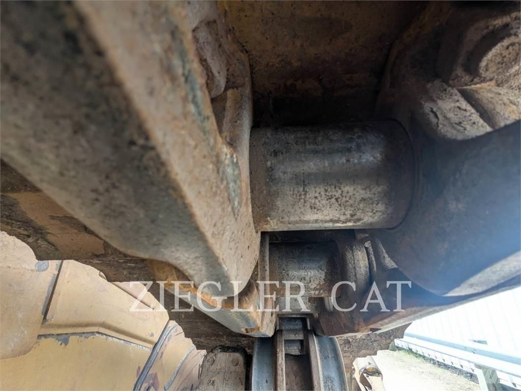 CAT D6T 크롤러 도저