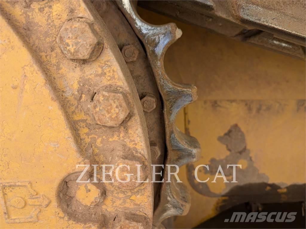 CAT D6T 크롤러 도저