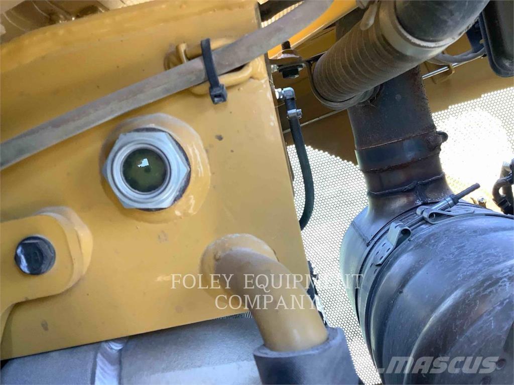 CAT D6T 크롤러 도저