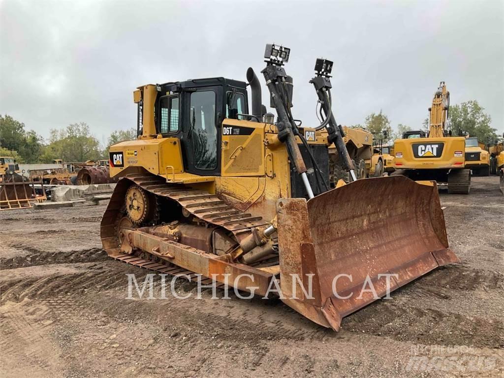 CAT D6TXW AW 크롤러 도저