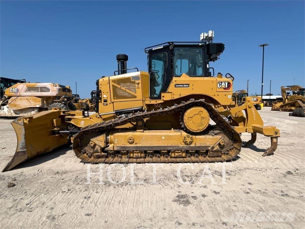 CAT D6XELGPVP3  스키드로더
