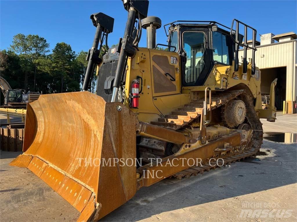 CAT D7-17 크롤러 도저