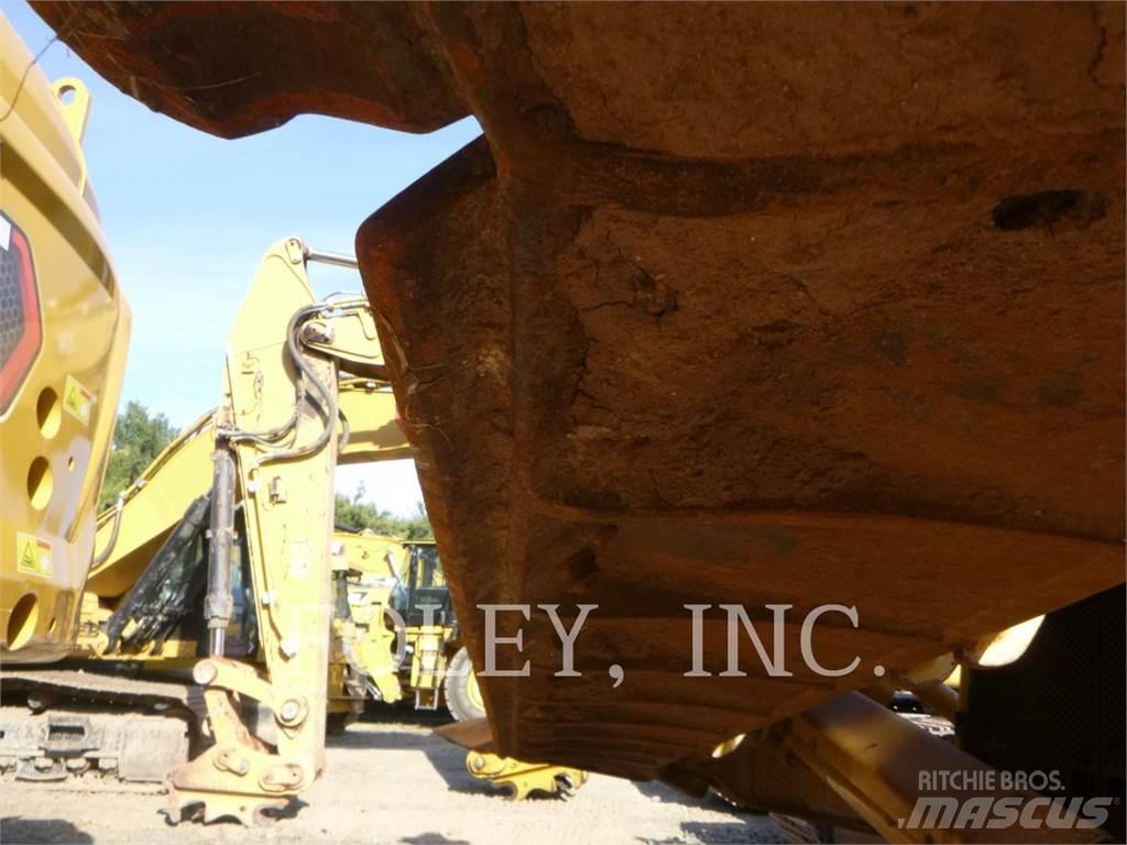 CAT D7-17 크롤러 도저