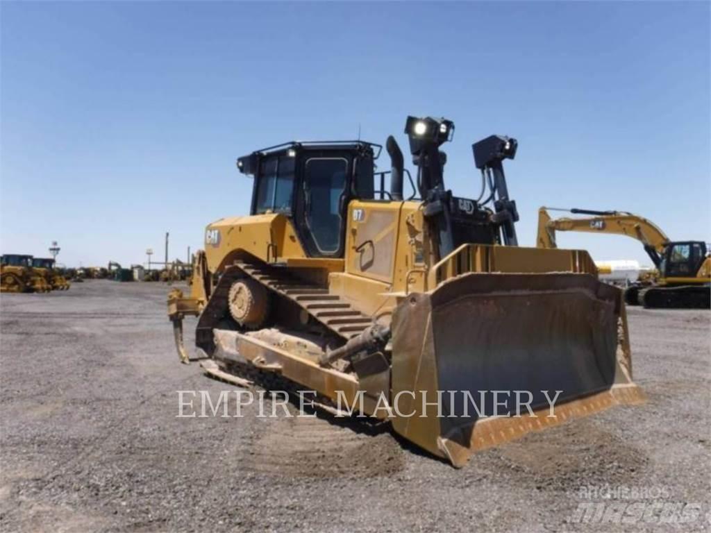 CAT D7-17 크롤러 도저