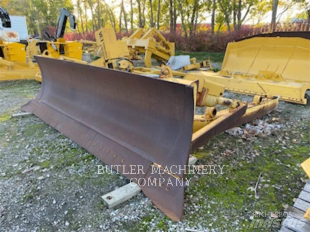 CAT D7 A BLADE 삽날