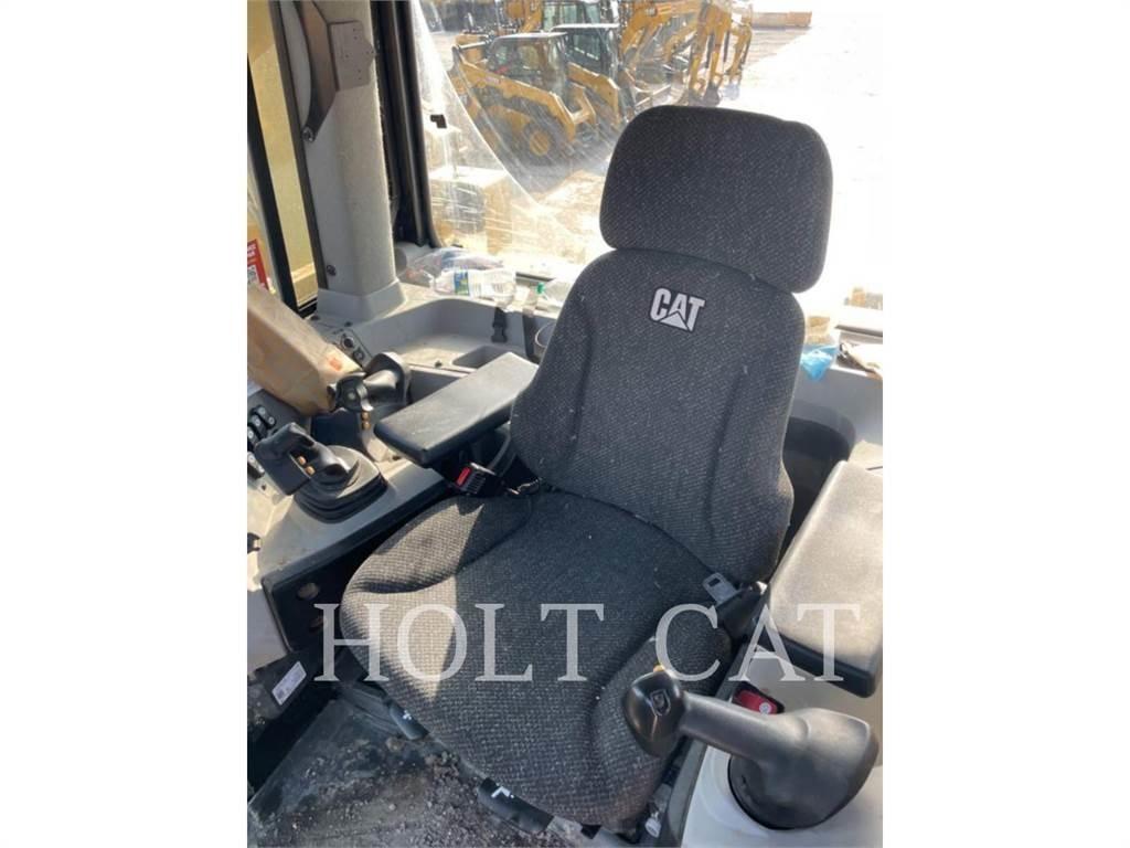 CAT D8 크롤러 도저