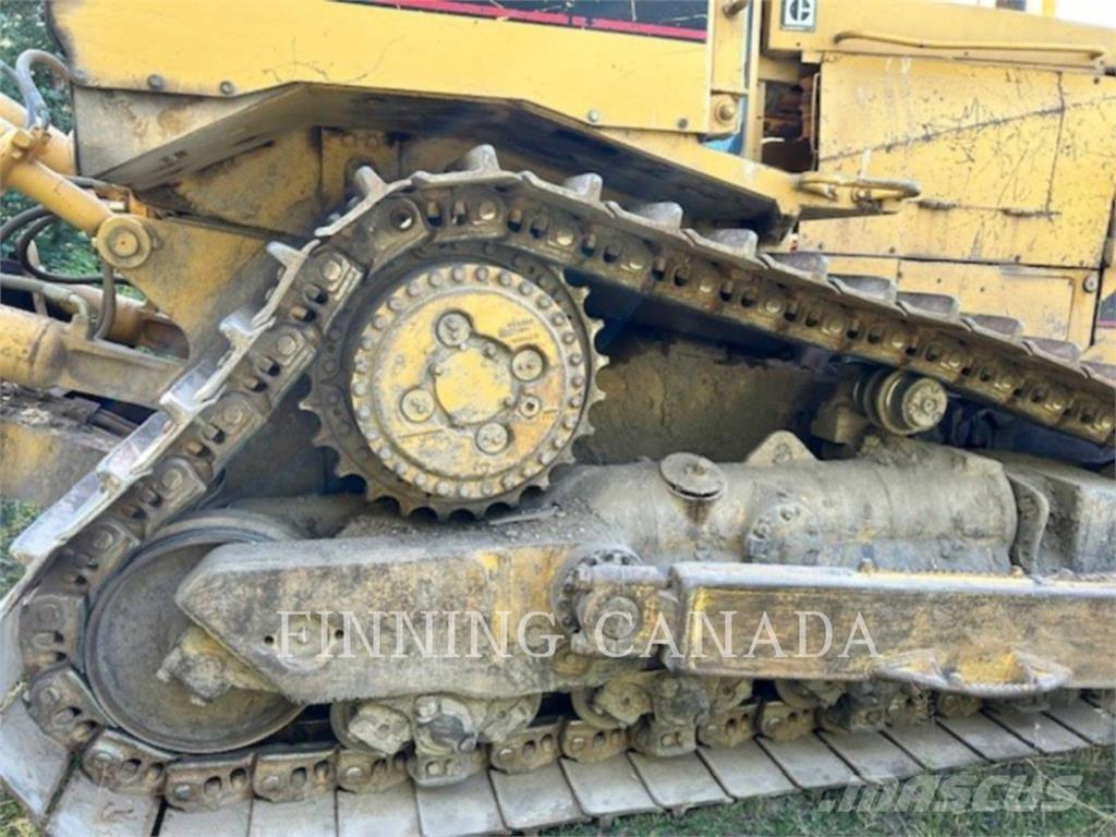 CAT D8N 크롤러 도저