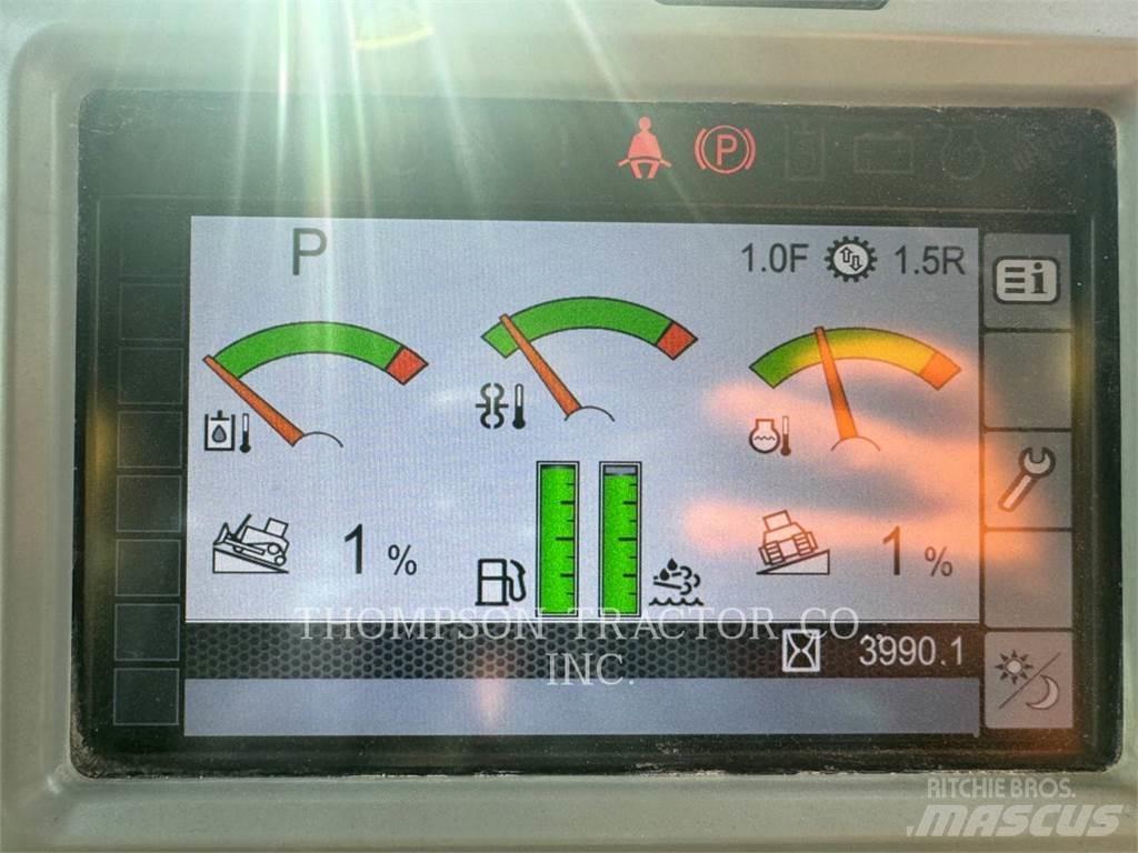 CAT D8T 크롤러 도저