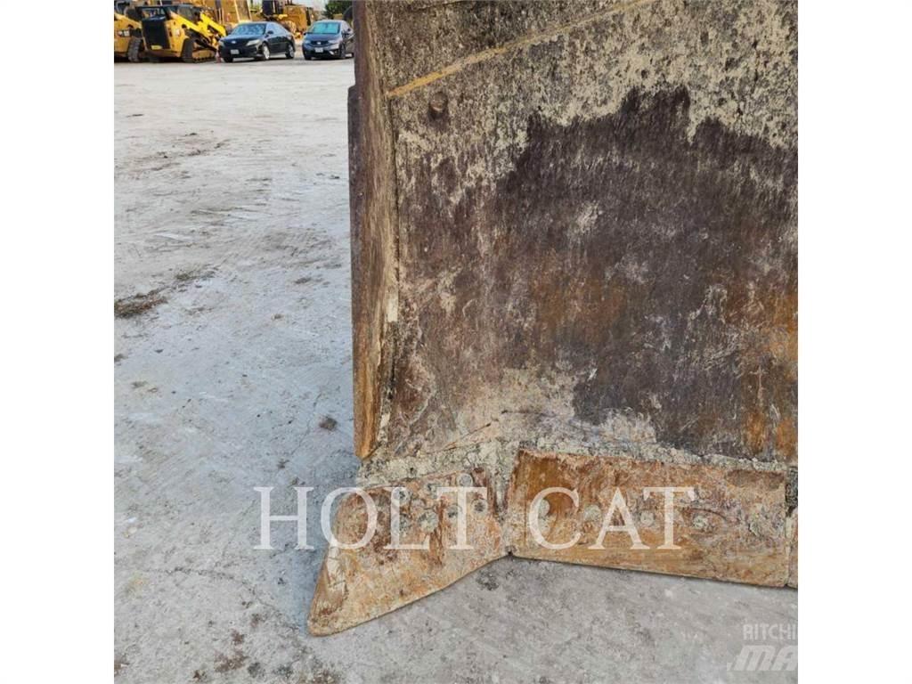 CAT D8T 크롤러 도저
