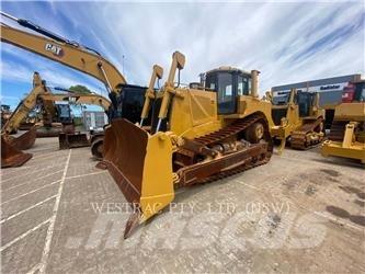 CAT D8T 크롤러 도저