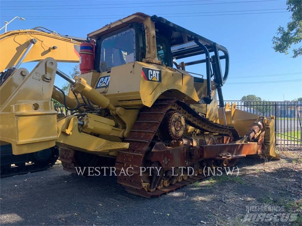 CAT D8T 크롤러 도저