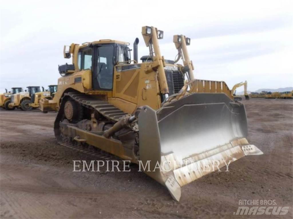 CAT D8T 크롤러 도저