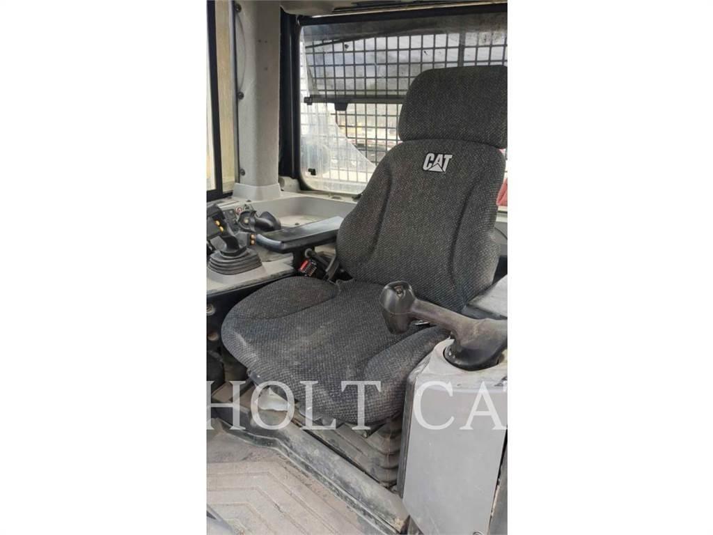 CAT D8T 크롤러 도저