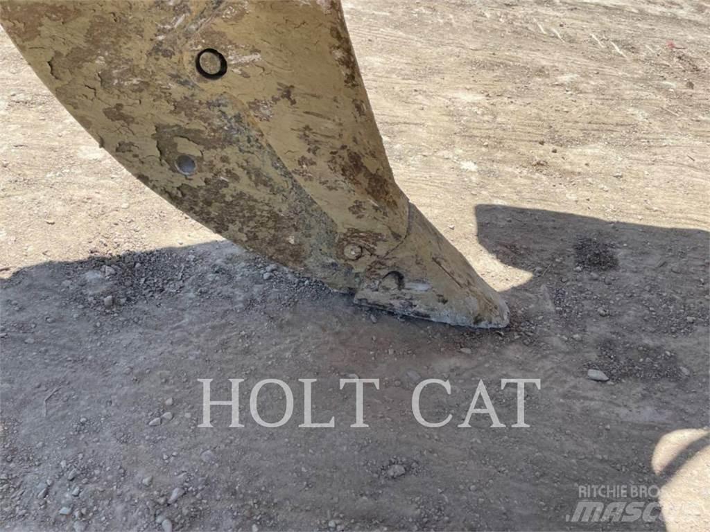 CAT D8T 크롤러 도저