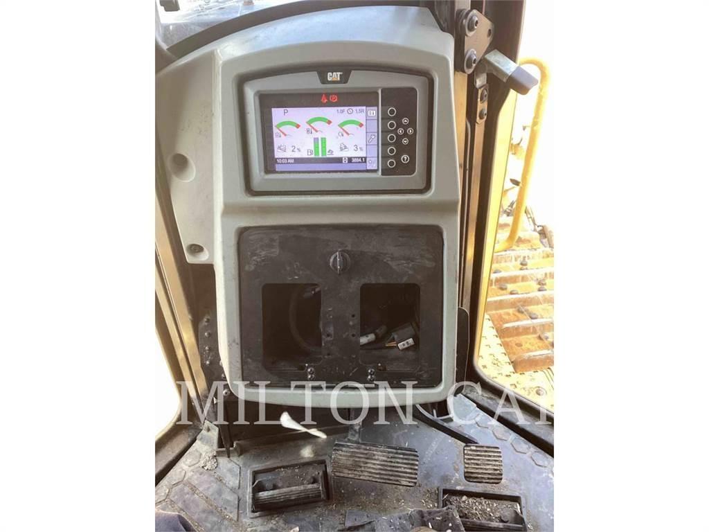 CAT D8T 크롤러 도저