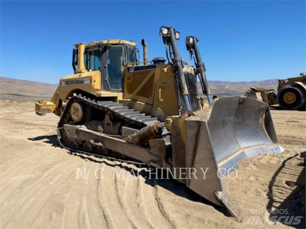 CAT D8T 크롤러 도저