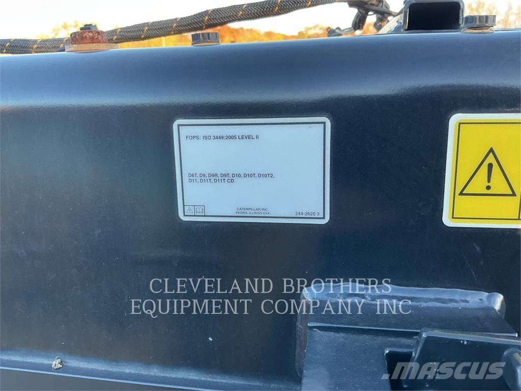 CAT D9 크롤러 도저