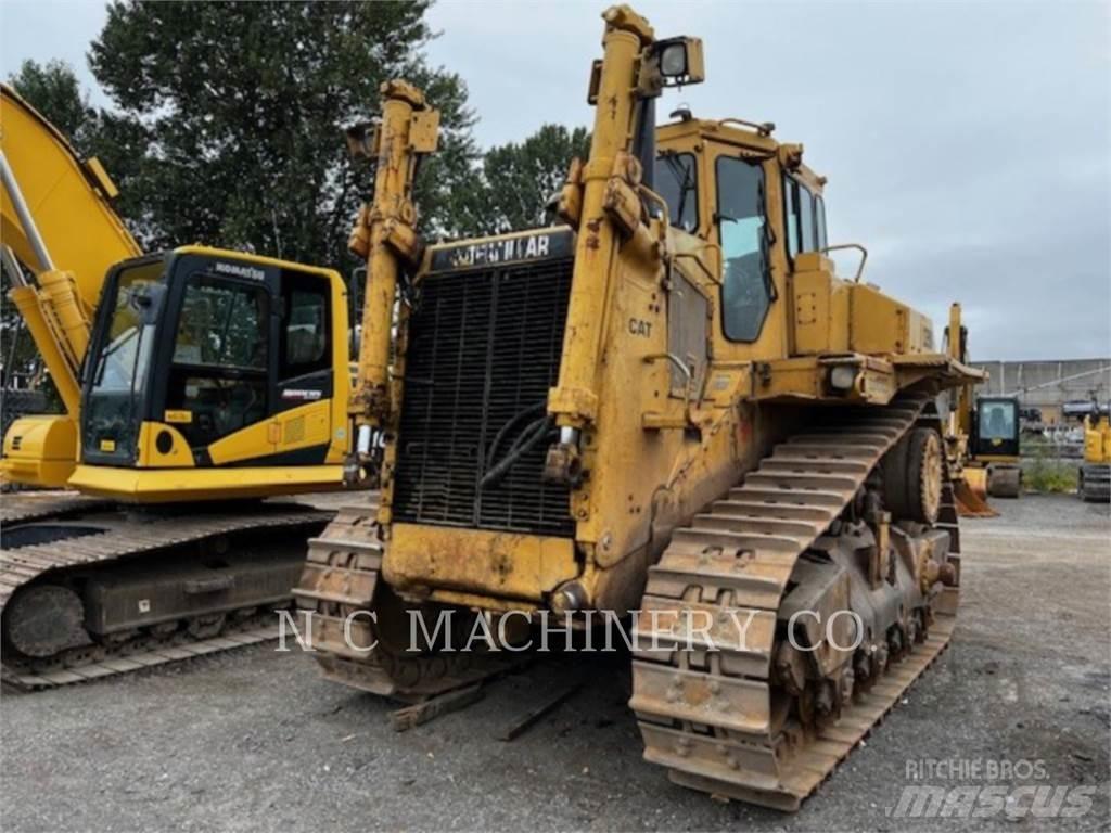 CAT D9N 크롤러 도저