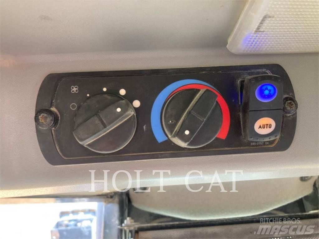 CAT D9T 크롤러 도저
