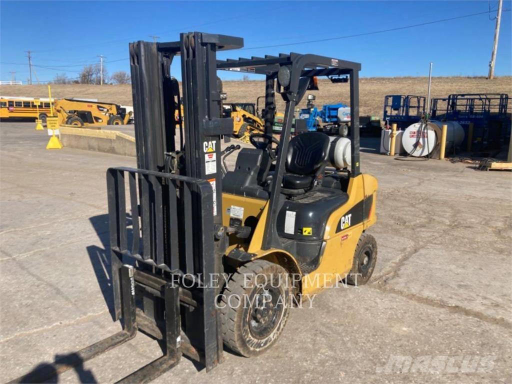 CAT GP25N 파쇄용 굴삭기