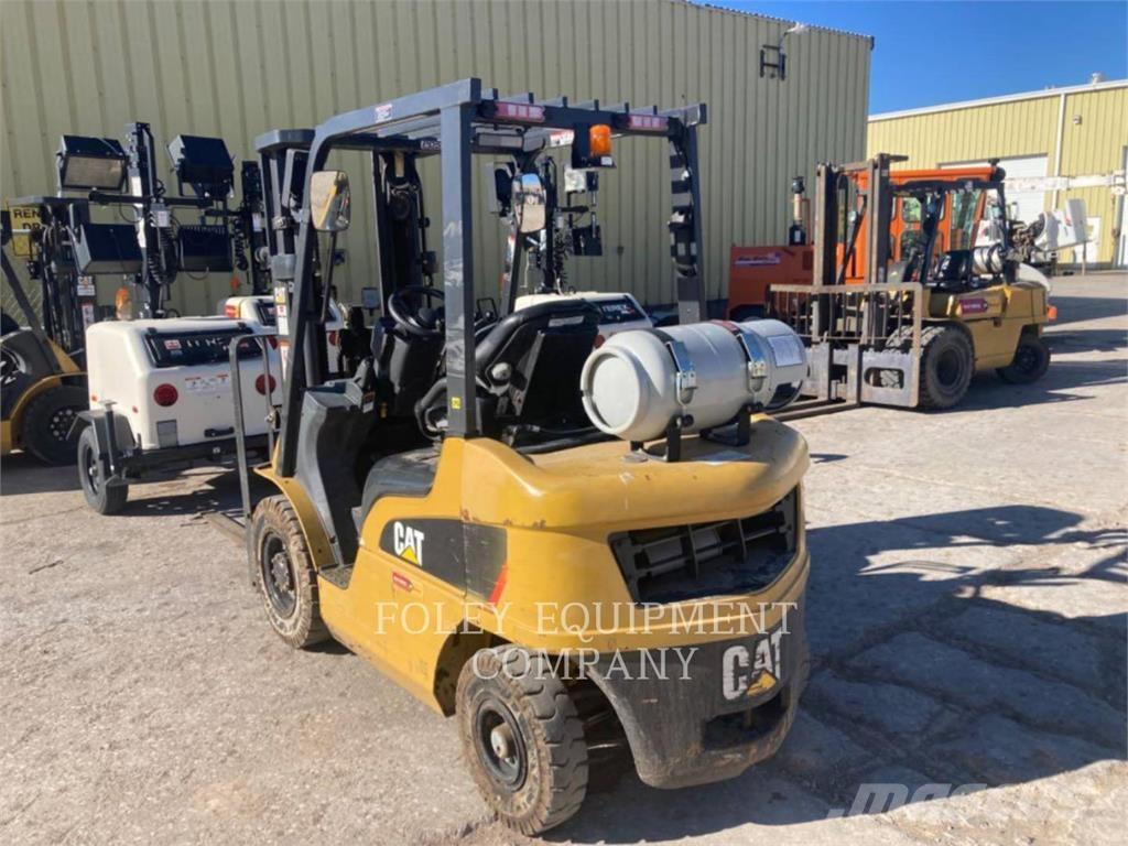 CAT GP25N 파쇄용 굴삭기