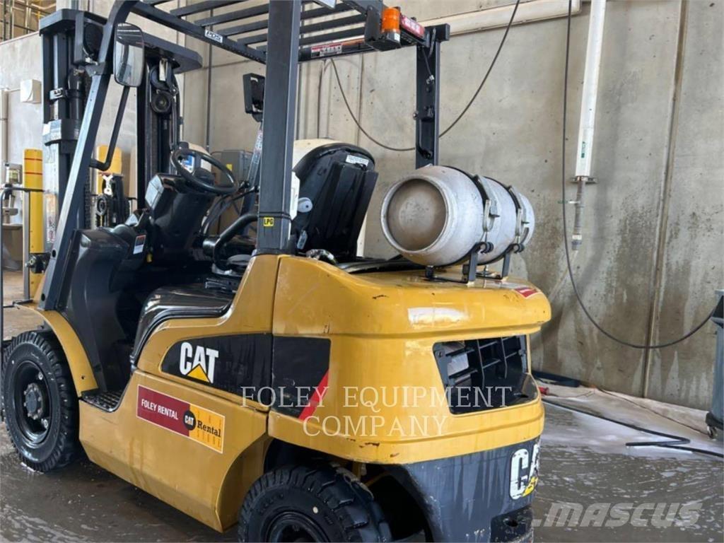 CAT GP25N 파쇄용 굴삭기