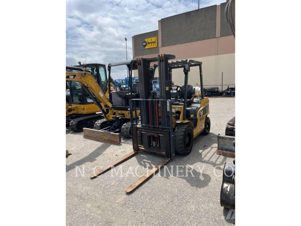 CAT GP30N5 LPG 지게차