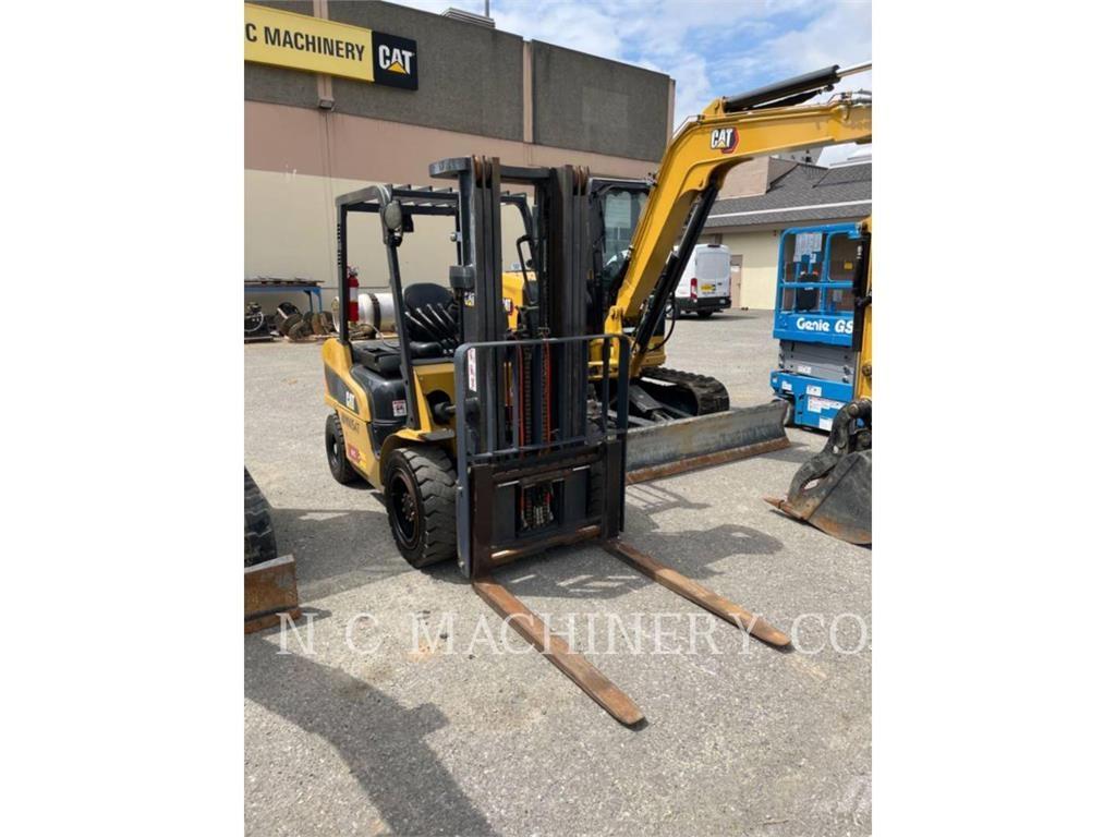 CAT GP30N5 LPG 지게차