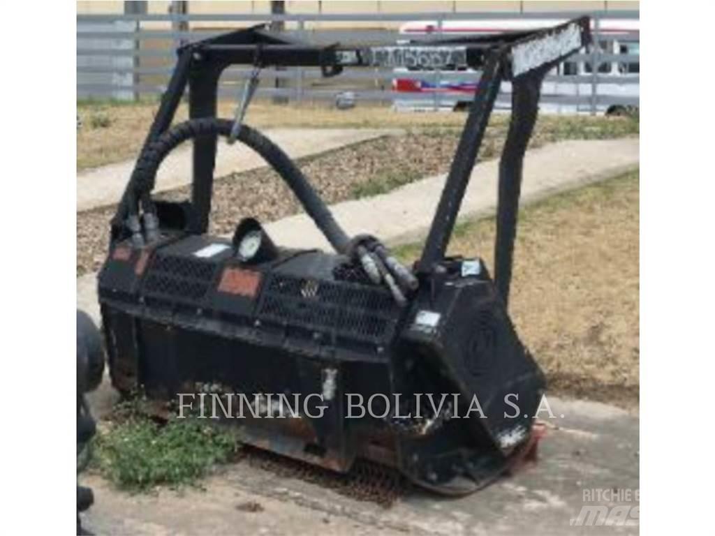 CAT HM135C 임업정리 헤드커터기
