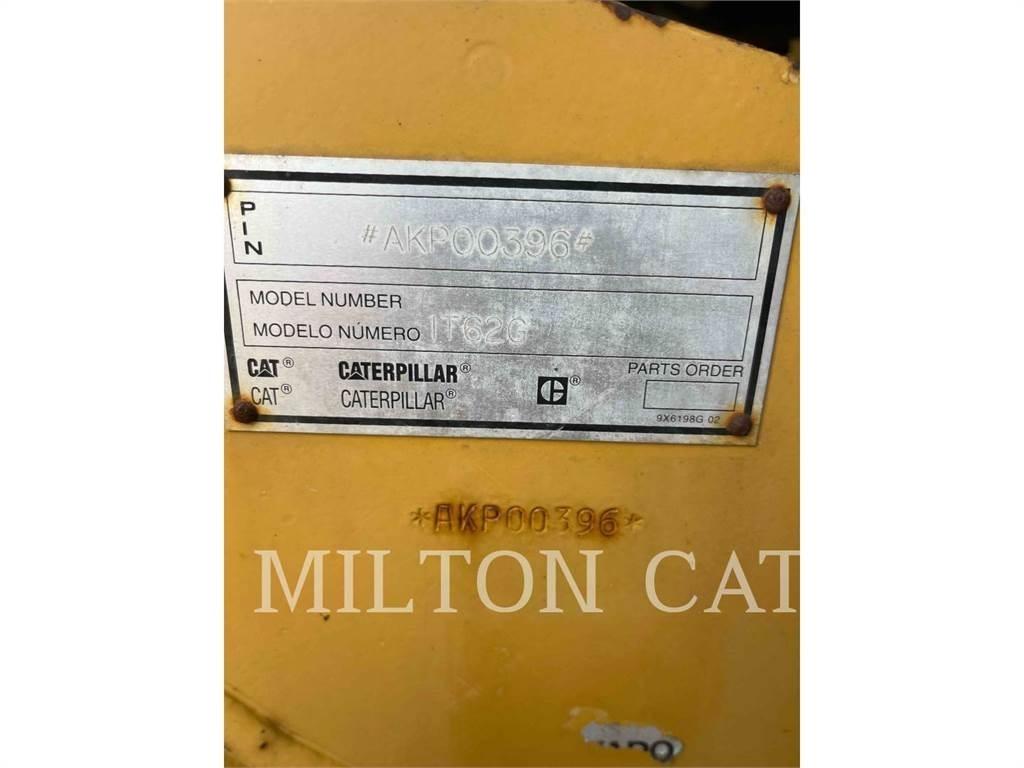 CAT IT62G  휠로우더