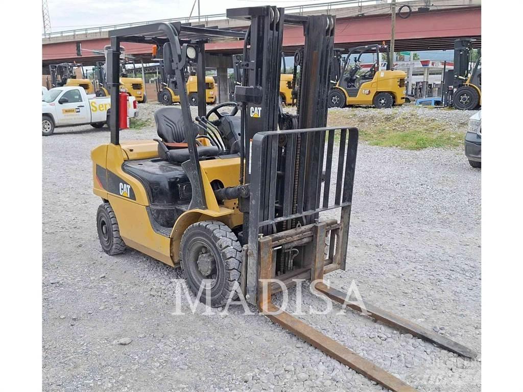 CAT LIFT TRUCKS DP25NM5 디젤 지게차