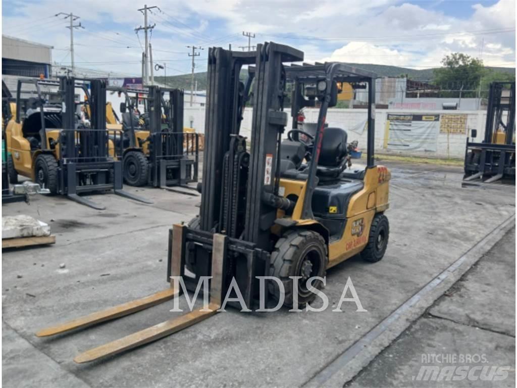 CAT LIFT TRUCKS DP30NM 디젤 지게차