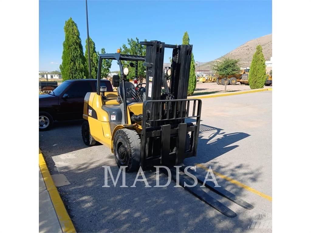 CAT LIFT TRUCKS DP50NM 디젤 지게차