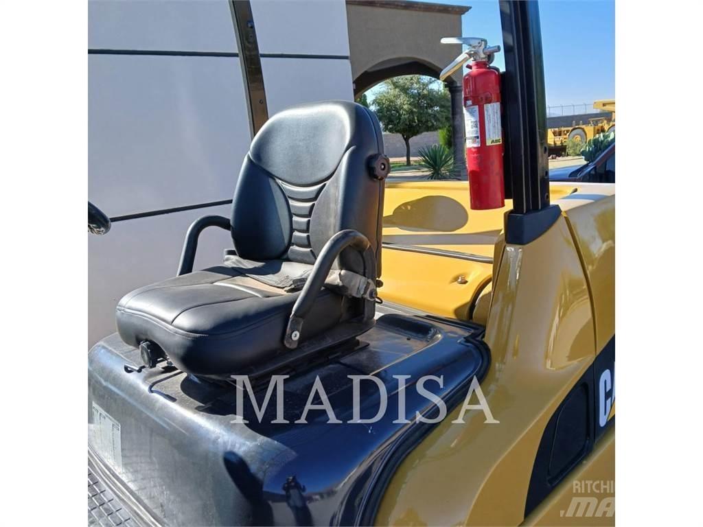 CAT LIFT TRUCKS DP50NM 디젤 지게차