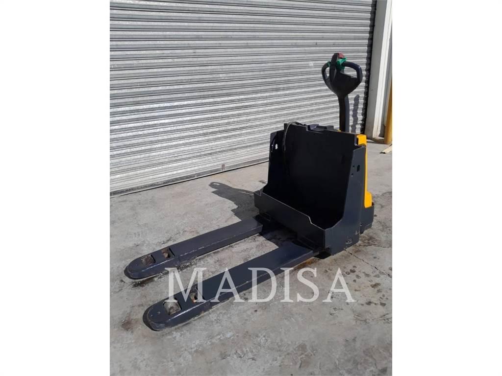 CAT LIFT TRUCKS EJE120E 골프 카트