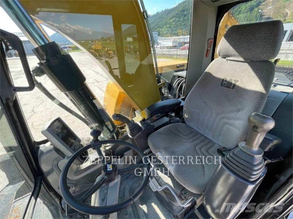 CAT M316D  휠 굴삭기