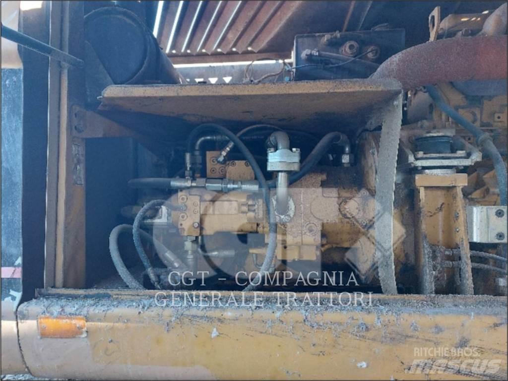 CAT M318CMH  휠 굴삭기