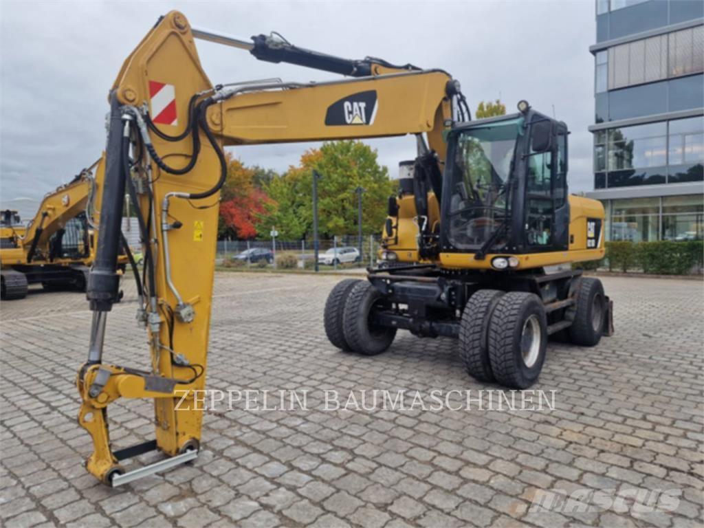 CAT M318D  휠 굴삭기