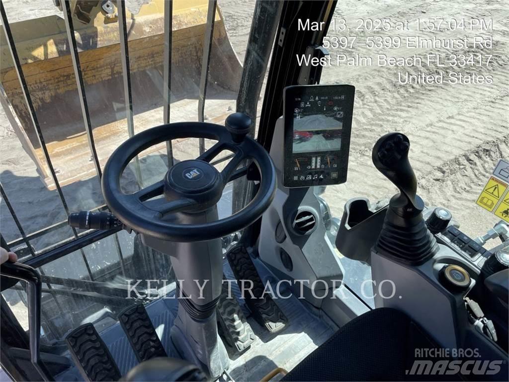 CAT M320  휠 굴삭기