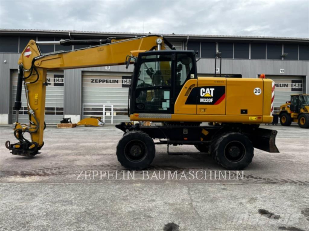 CAT M320F  휠 굴삭기