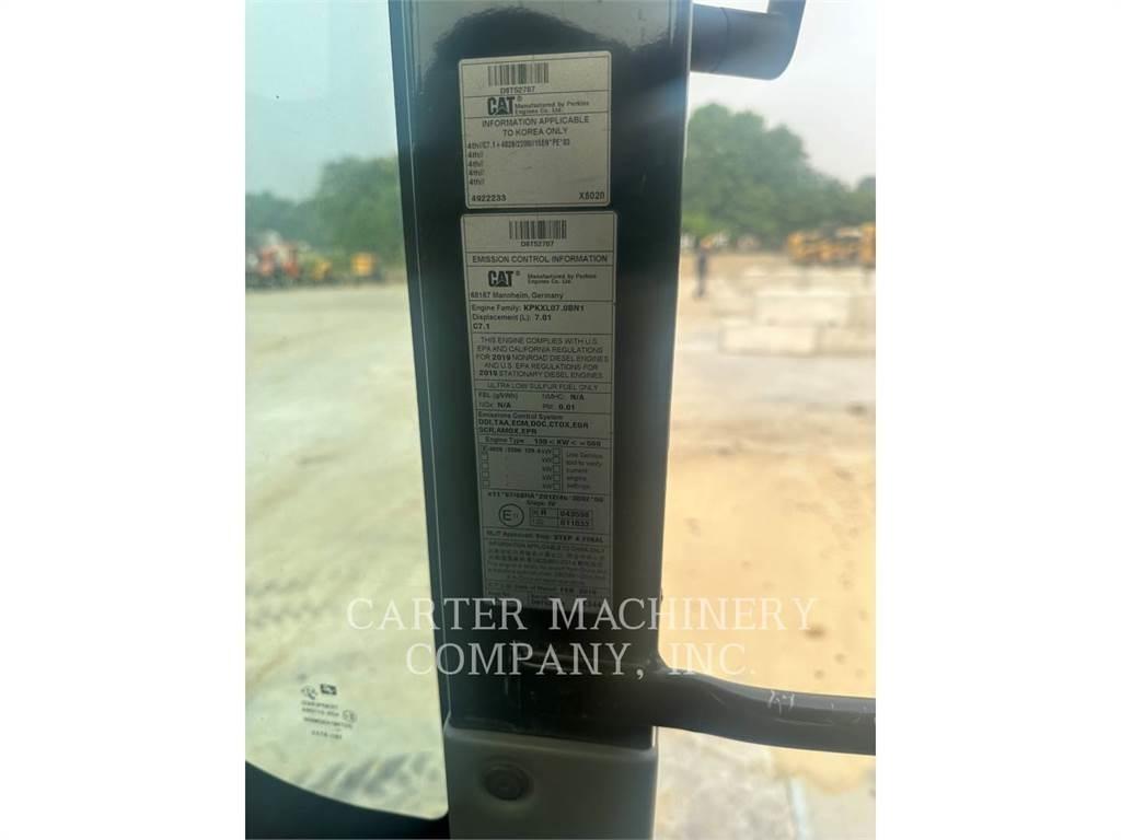 CAT M322F  휠 굴삭기