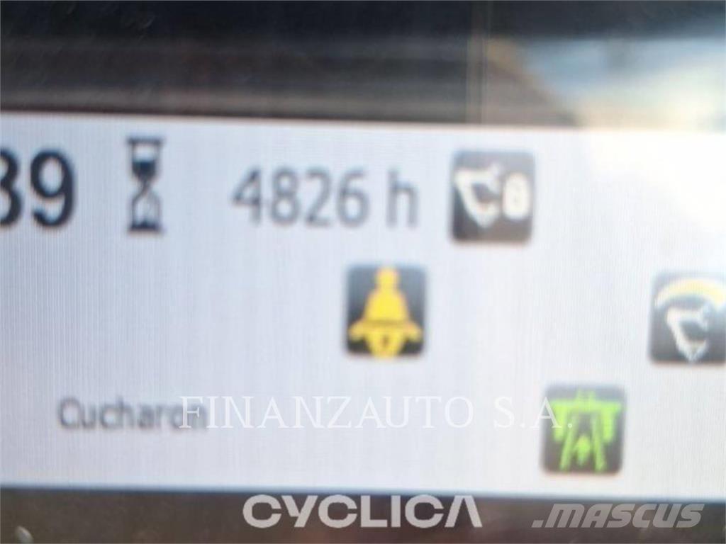 CAT M322F  휠 굴삭기