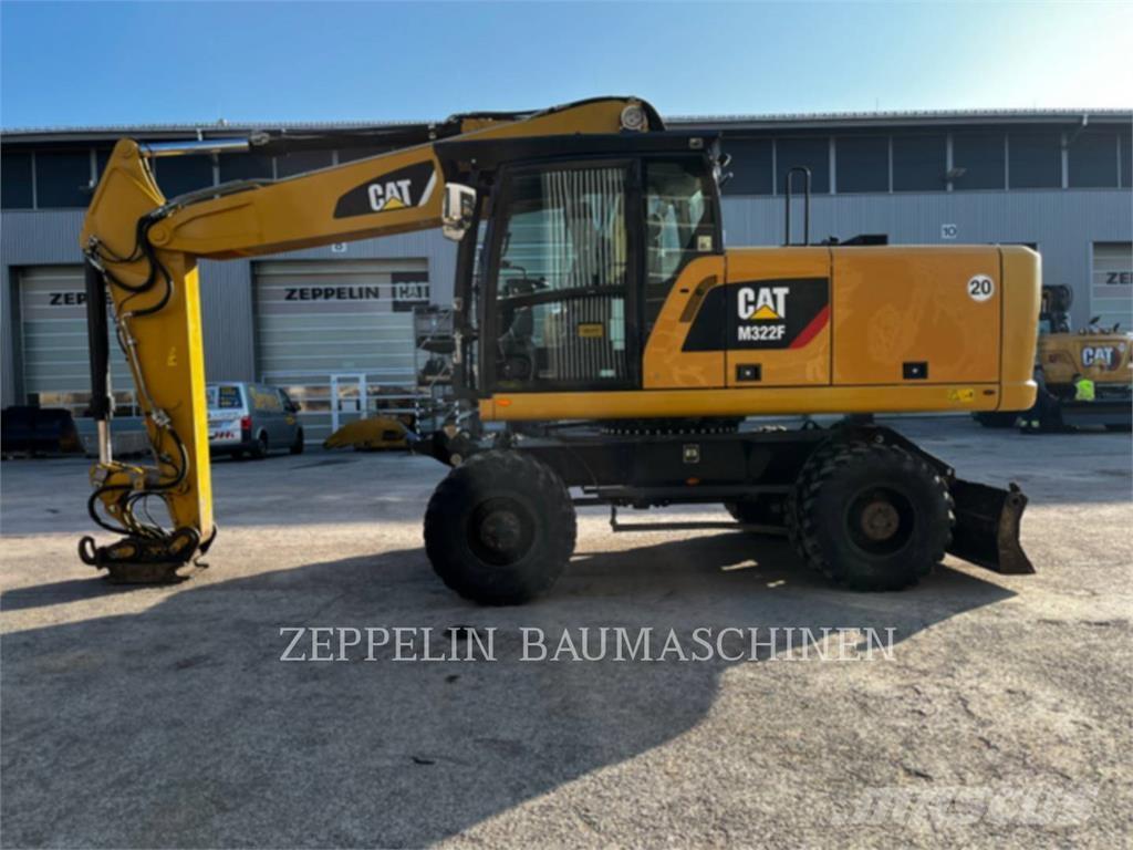 CAT M322F  휠 굴삭기