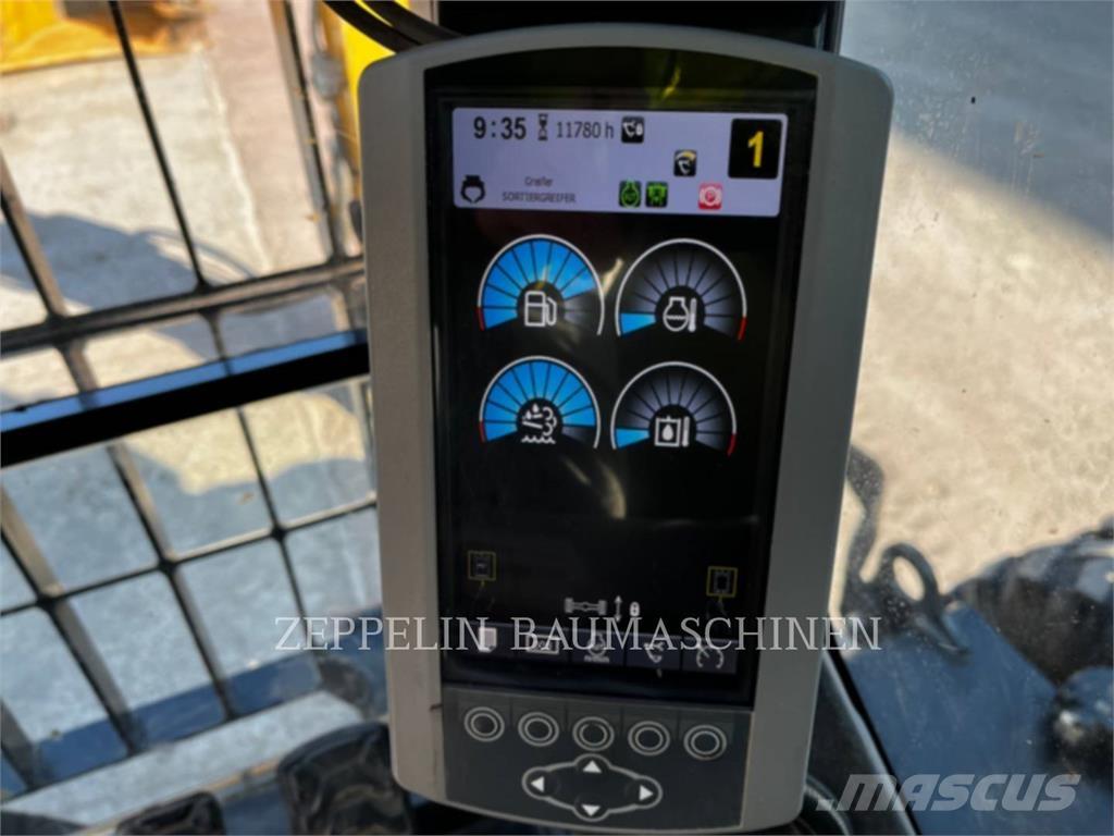 CAT M322F  휠 굴삭기