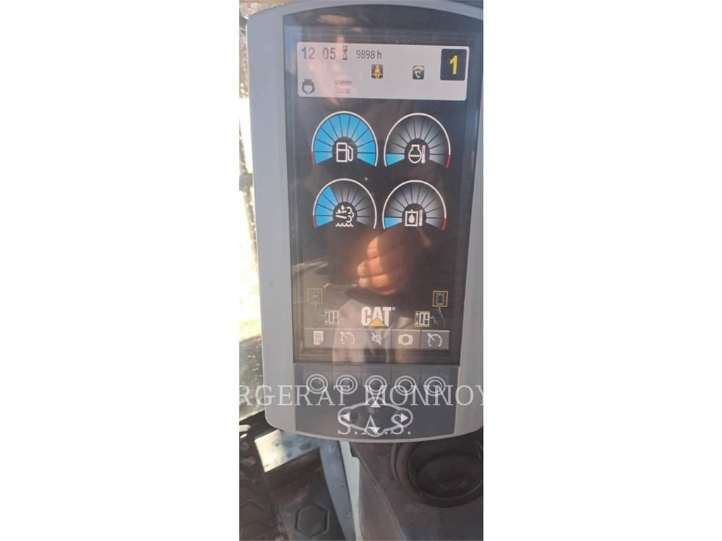 CAT MH3022 IVC  휠 굴삭기